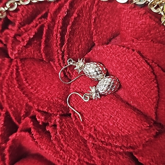 Pineapple and lemon Talbots Necklace with pineapple earrings - Picture 2 of 5